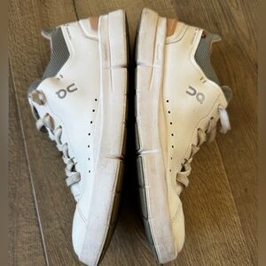 Women’s On Cloud Shoes